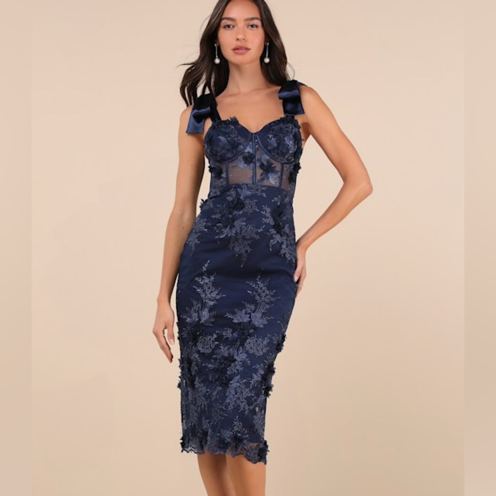 NWT Lulus Exquisite Charisma Navy 3D Floral Bustier Tie-Strap Midi Dress